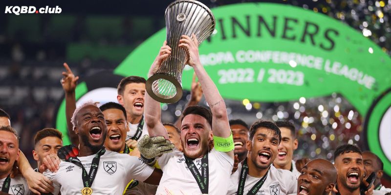 Những câu lạc bộ giàu thành tích nhất